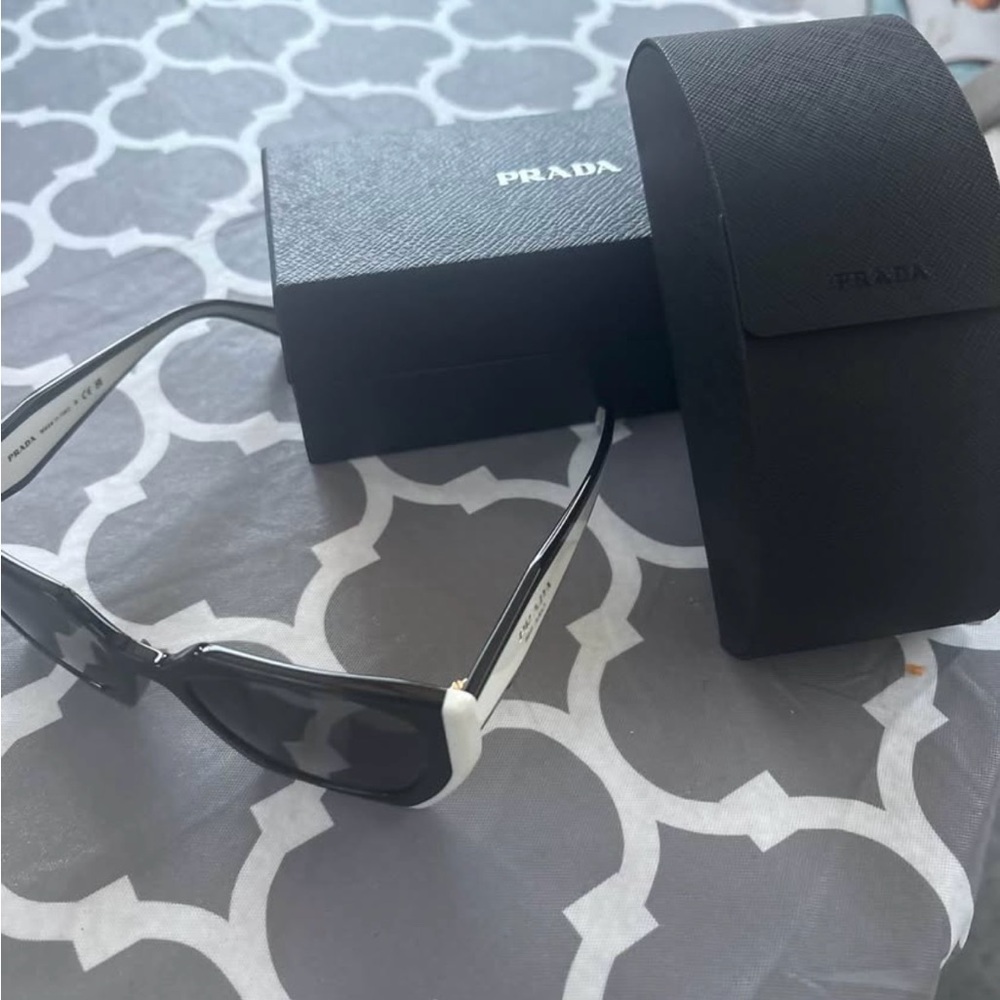 Prada Two-Tone Black and White Oversized Cat-Eye Sunglasses - Picture 4 of 4